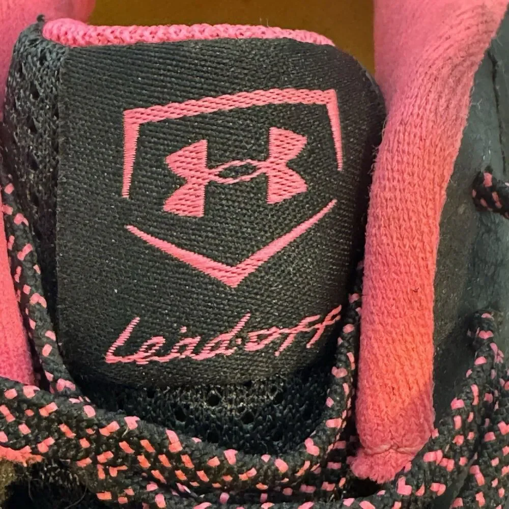 Under Armour LeadOff Low JR Cleats Youth 6 Women 7.5 Black Hot Pink 3022072-002